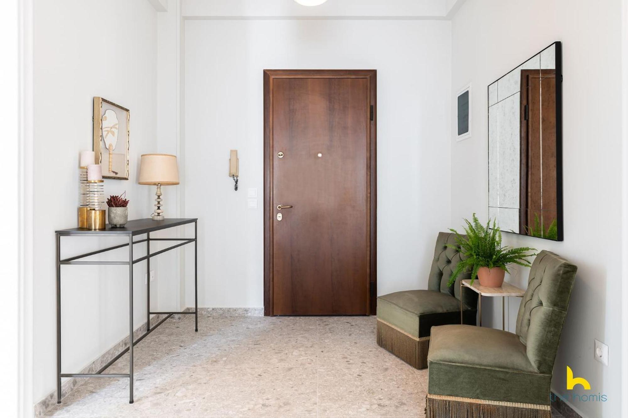 Contemporary 2-Bdr Apt Near Kalimarmaro & Alsos Park! Atene Esterno foto